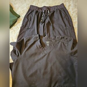 Med Couture Black Scrub Set